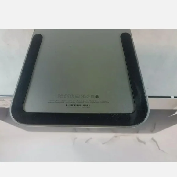 Apple iMac 2015 21 inch Intel core i5 A1418 all in one large skinny computer - Picture 2 of 8